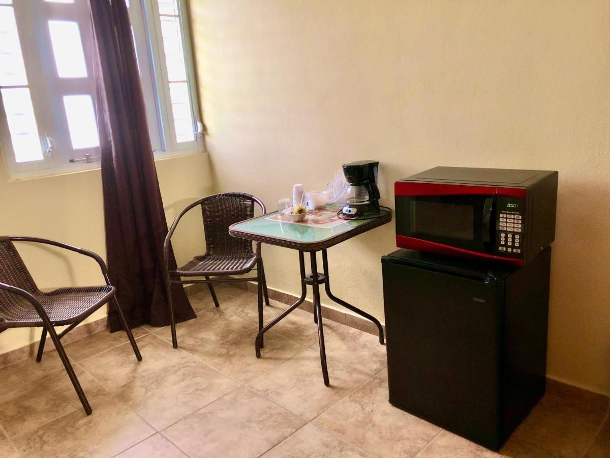Tio Pepe'S Guest House Aibonito Екстер'єр фото